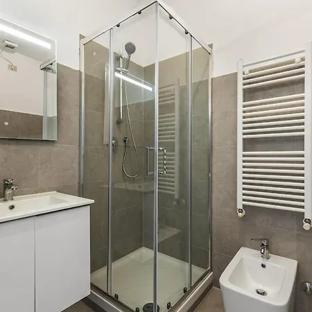 Lega House - Beautiful House At The Arco Della Pace Apartment *